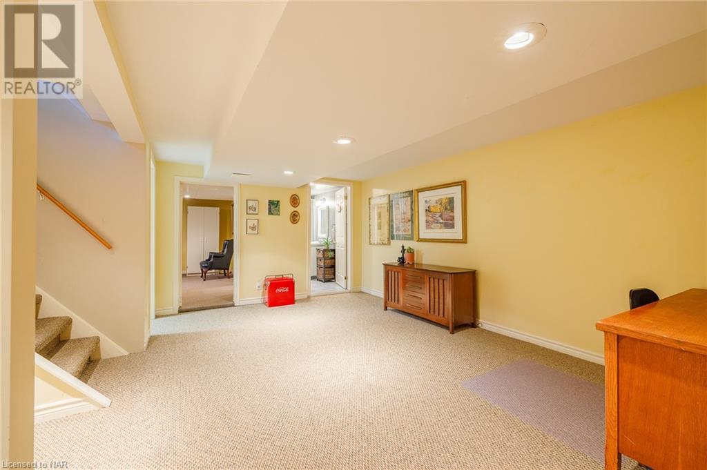 18 Alan Cr, Fonthill, Ontario  L0S 1E0 - Photo 26 - 40662525