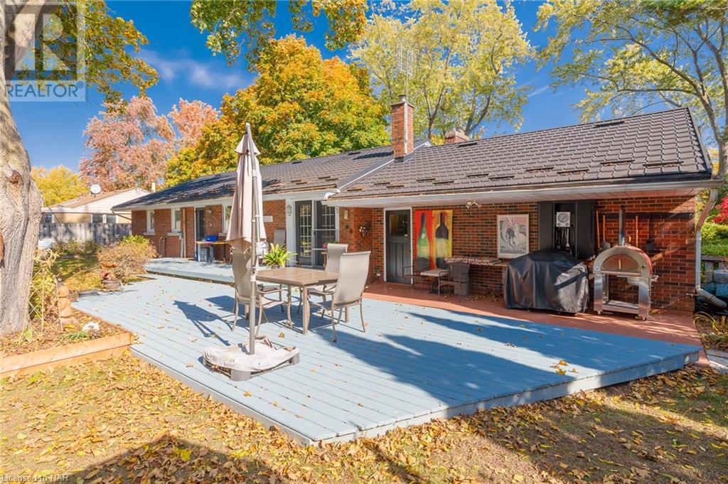 18 Alan Cr, Fonthill, Ontario  L0S 1E0 - Photo 35 - 40662525