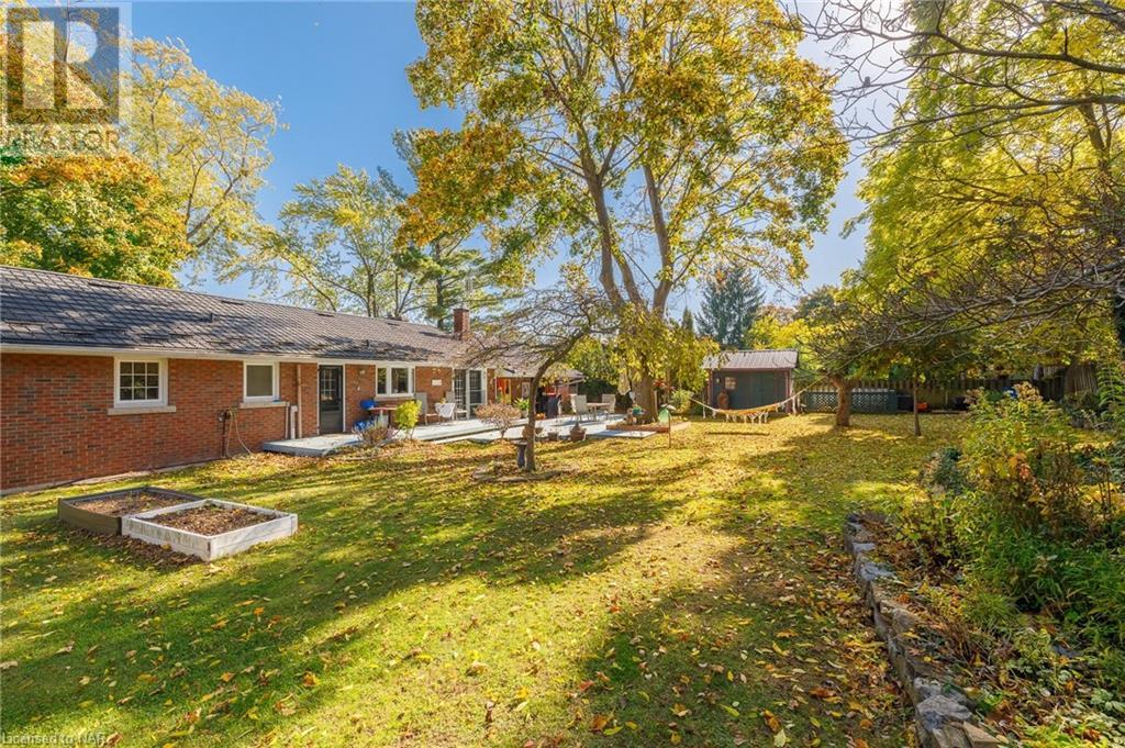 18 Alan Cr, Fonthill, Ontario  L0S 1E0 - Photo 38 - 40662525