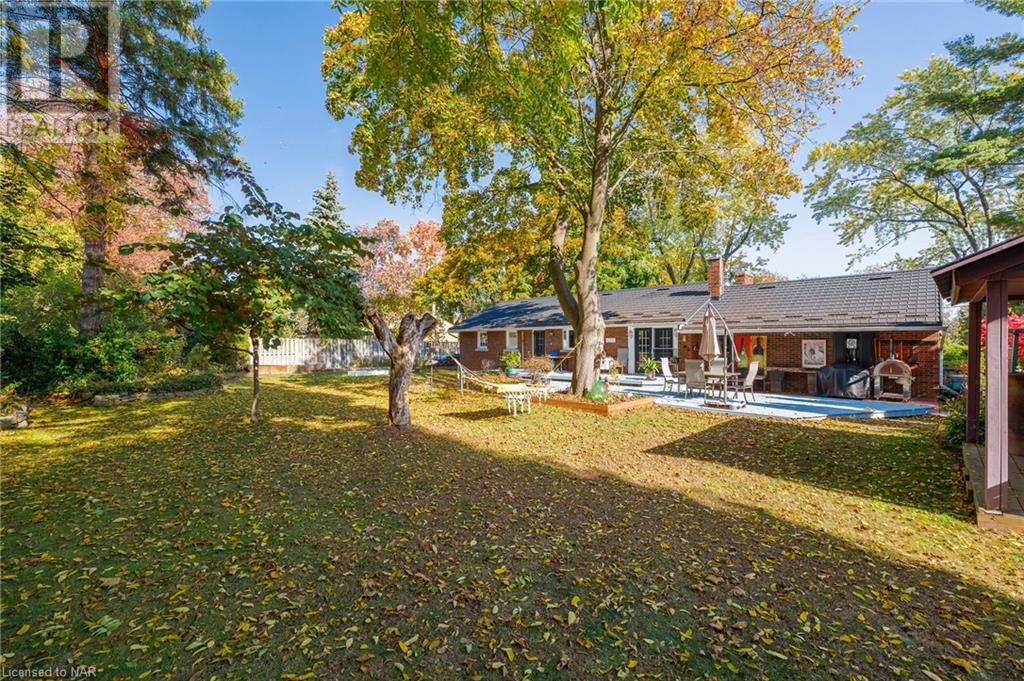 18 Alan Cr, Fonthill, Ontario  L0S 1E0 - Photo 39 - 40662525