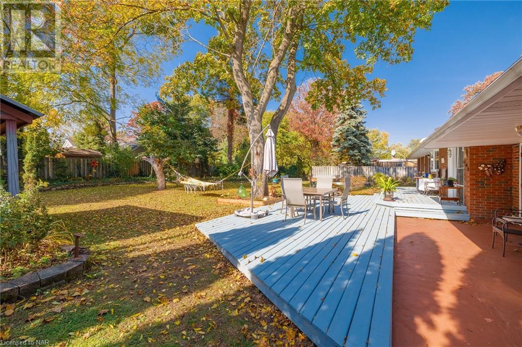 18 Alan Cr, Fonthill, Ontario  L0S 1E0 - Photo 40 - 40662525