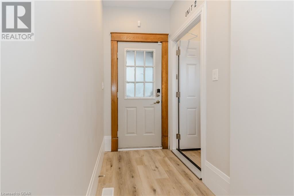44 Roseview Avenue, Cambridge, Ontario  N1R 4A7 - Photo 4 - 40668473