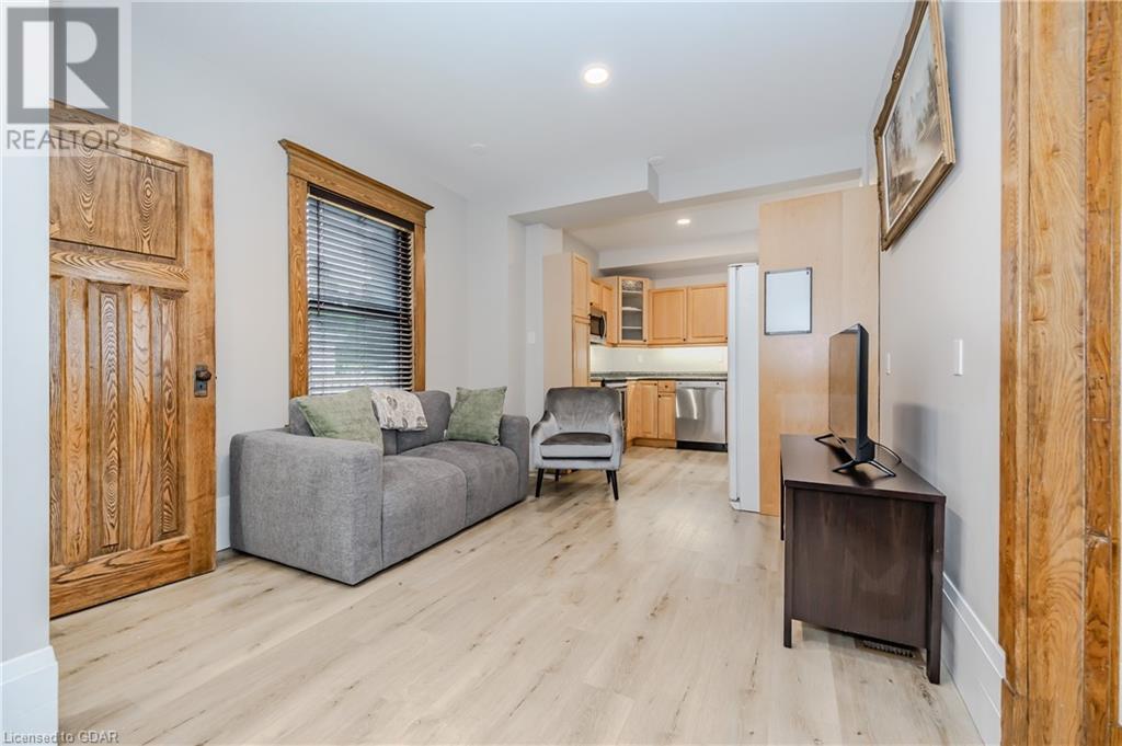 44 Roseview Avenue, Cambridge, Ontario  N1R 4A7 - Photo 9 - 40668473