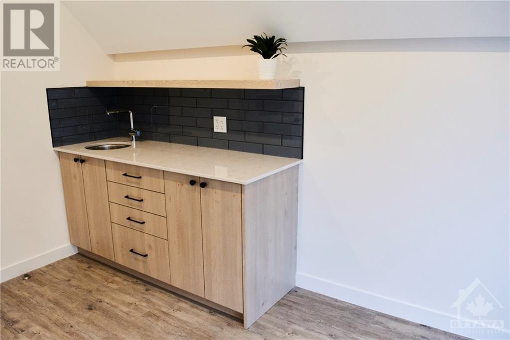 548 Rochester Street Unit#b, Ottawa, Ontario  K1S 4M2 - Photo 4 - 1417523