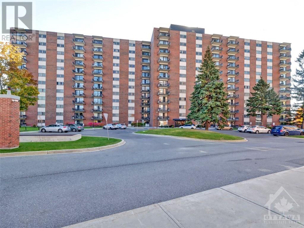 1465 BASELINE ROAD UNIT#701, Ottawa, Ontario