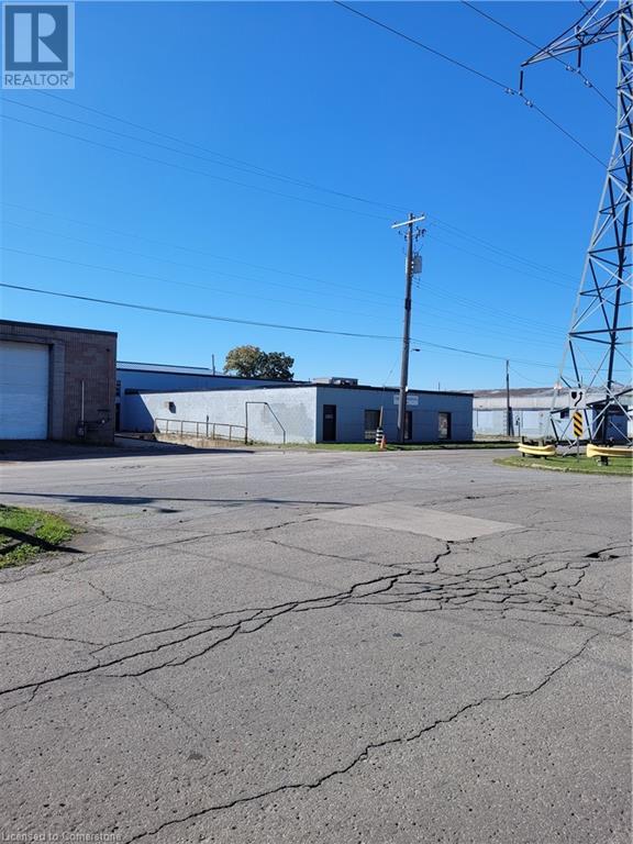 1980 Brampton Street, Hamilton, Ontario  L8H 3S5 - Photo 3 - 40667910