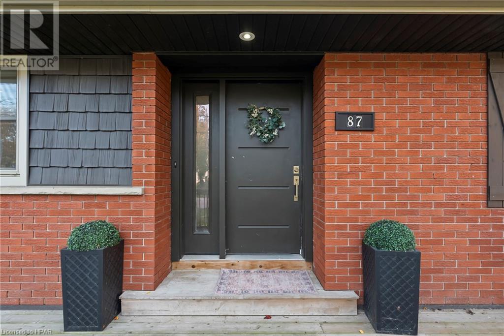 87 George Street N, Harriston, Ontario  N0G 1Z0 - Photo 4 - 40666157