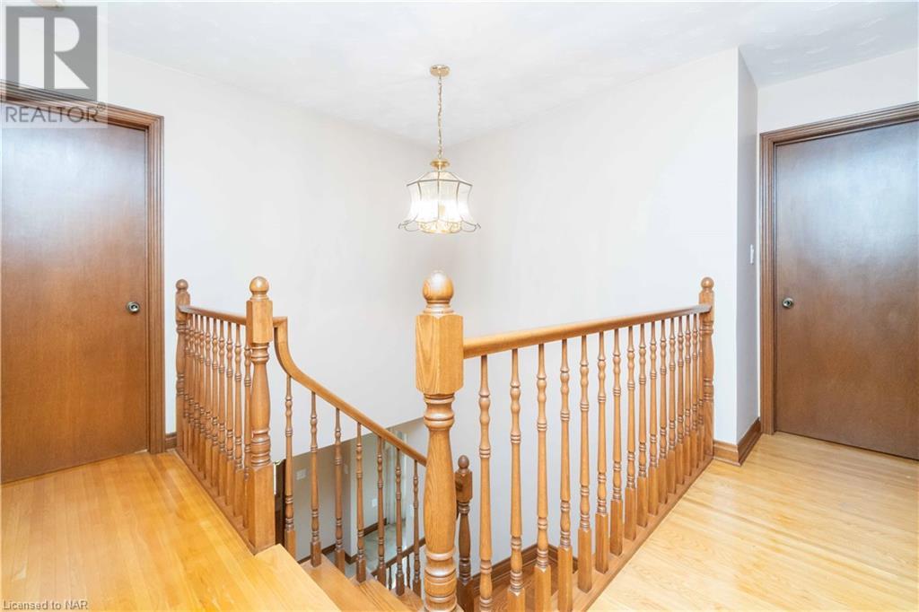 729 South Pelham Road, Welland, Ontario  L3C 3C9 - Photo 18 - 40659672