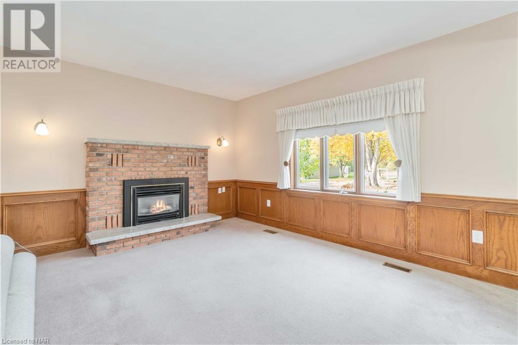 729 South Pelham Road, Welland, Ontario  L3C 3C9 - Photo 16 - 40659672