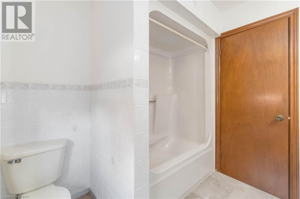 729 South Pelham Road, Welland, Ontario  L3C 3C9 - Photo 22 - 40659672