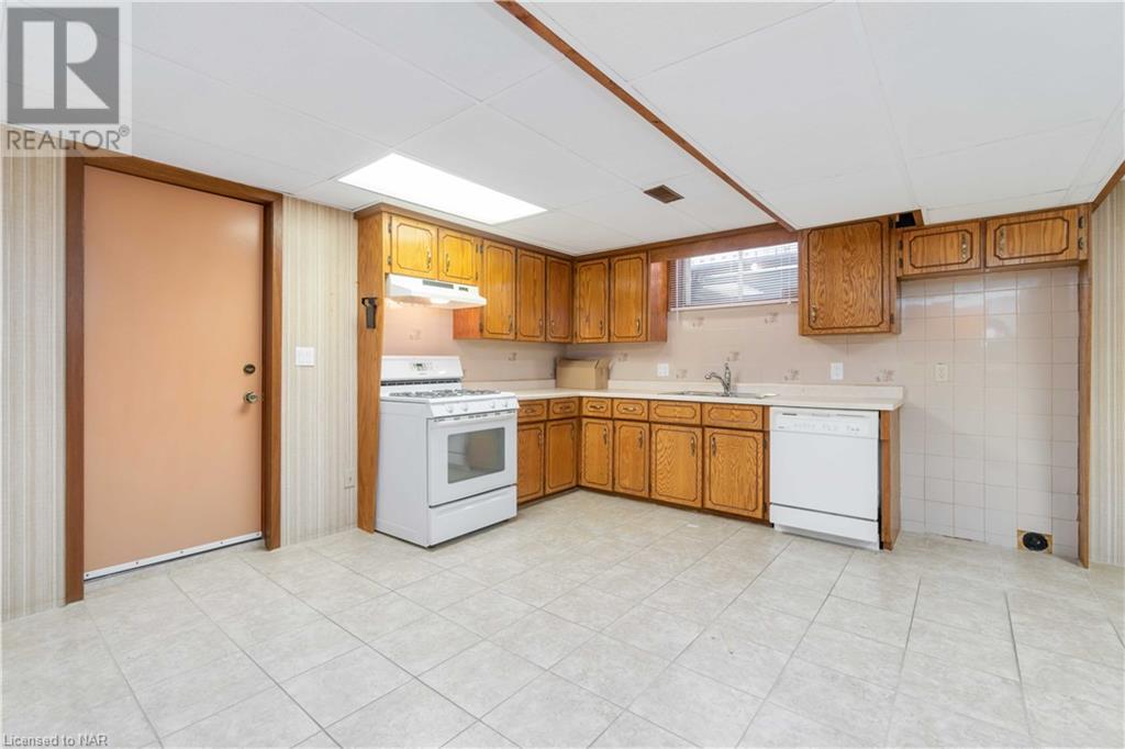 729 South Pelham Road, Welland, Ontario  L3C 3C9 - Photo 37 - 40659672