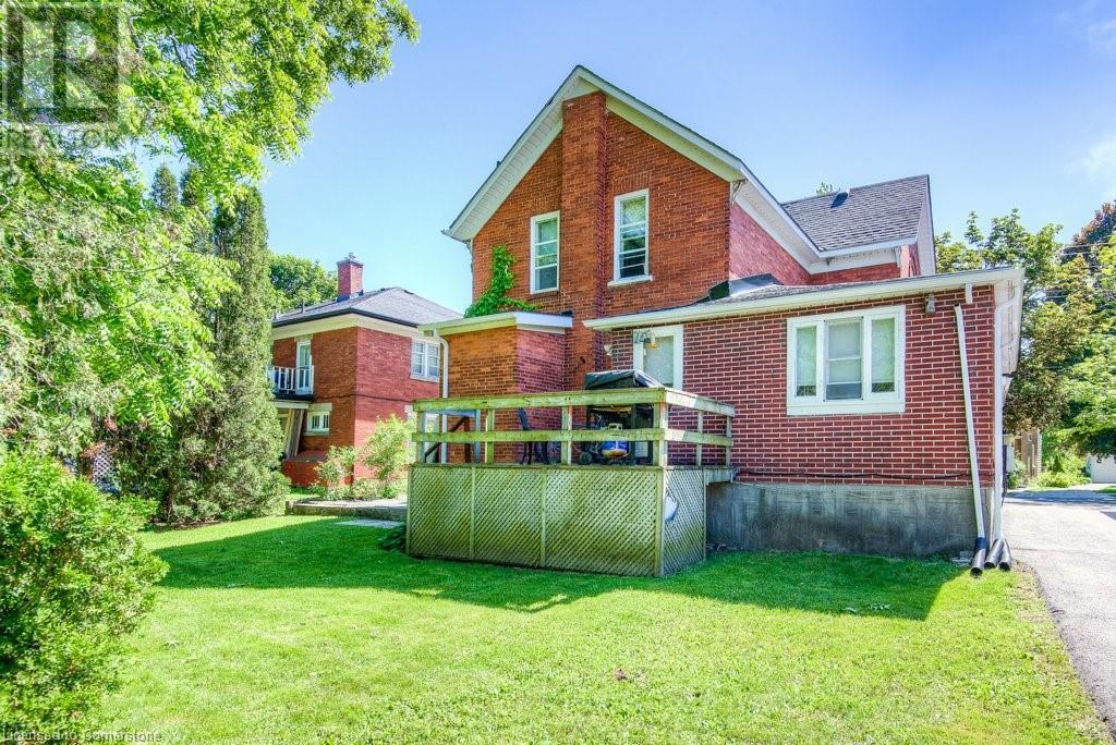 126 Albert Street, Waterloo, Ontario  N2L 3T1 - Photo 39 - 40668486