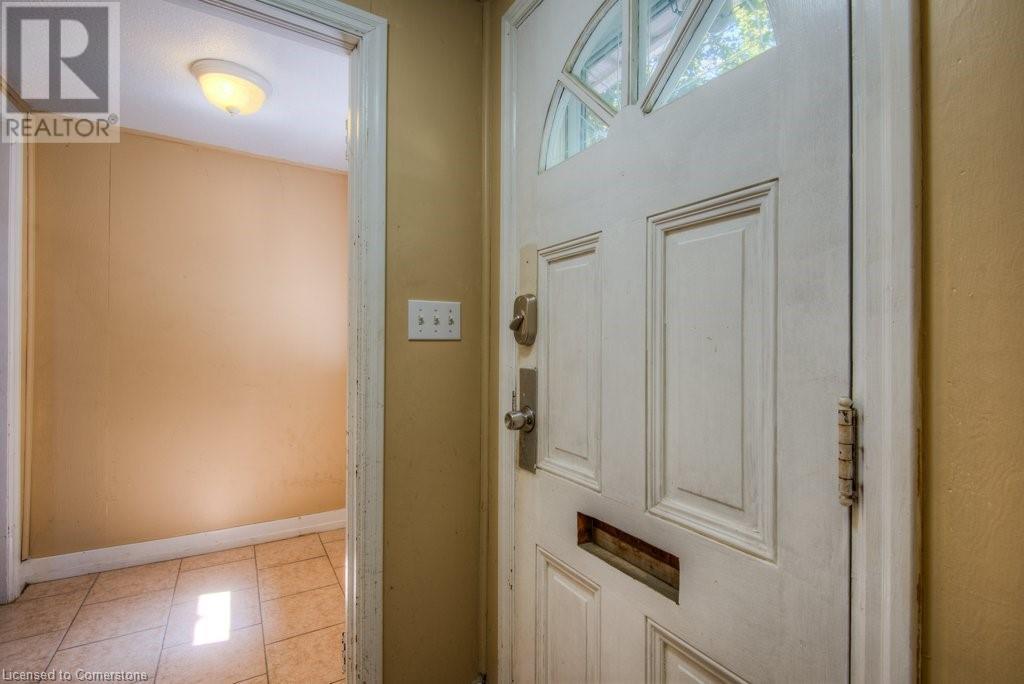 126 Albert Street, Waterloo, Ontario  N2L 3T1 - Photo 6 - 40668486