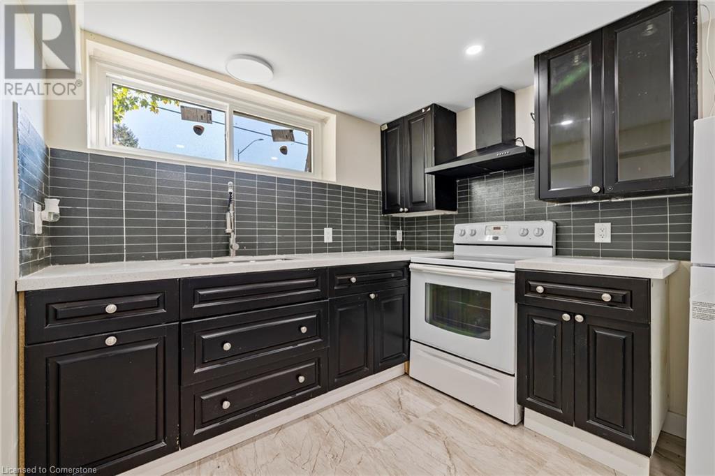 755 Drury Lane Unit# Lower Unit, Burlington, Ontario  L7R 2Y1 - Photo 3 - 40668104