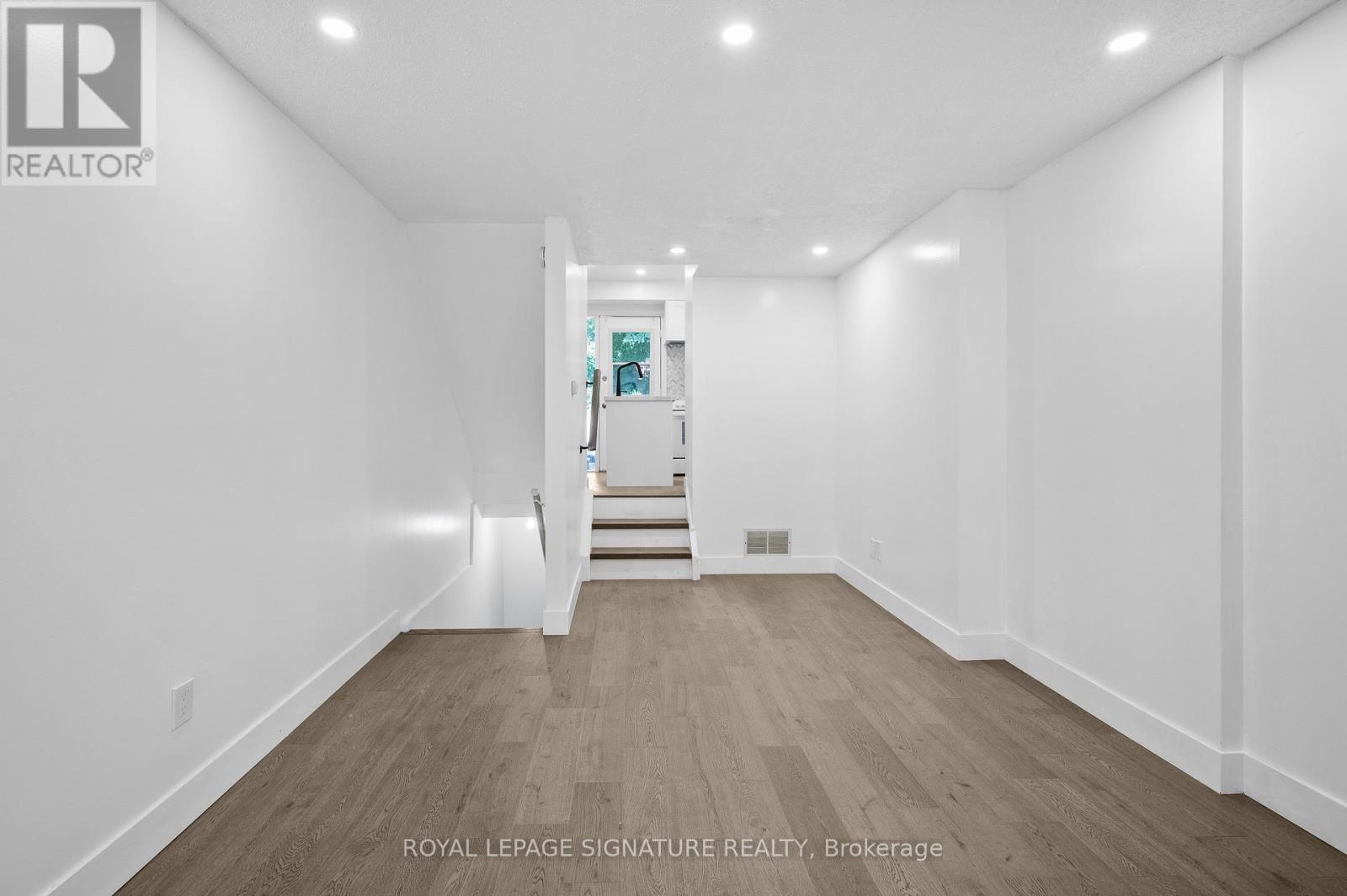 92 - 275 Broadview Avenue, Toronto, Ontario  M4M 3H5 - Photo 13 - E9385595