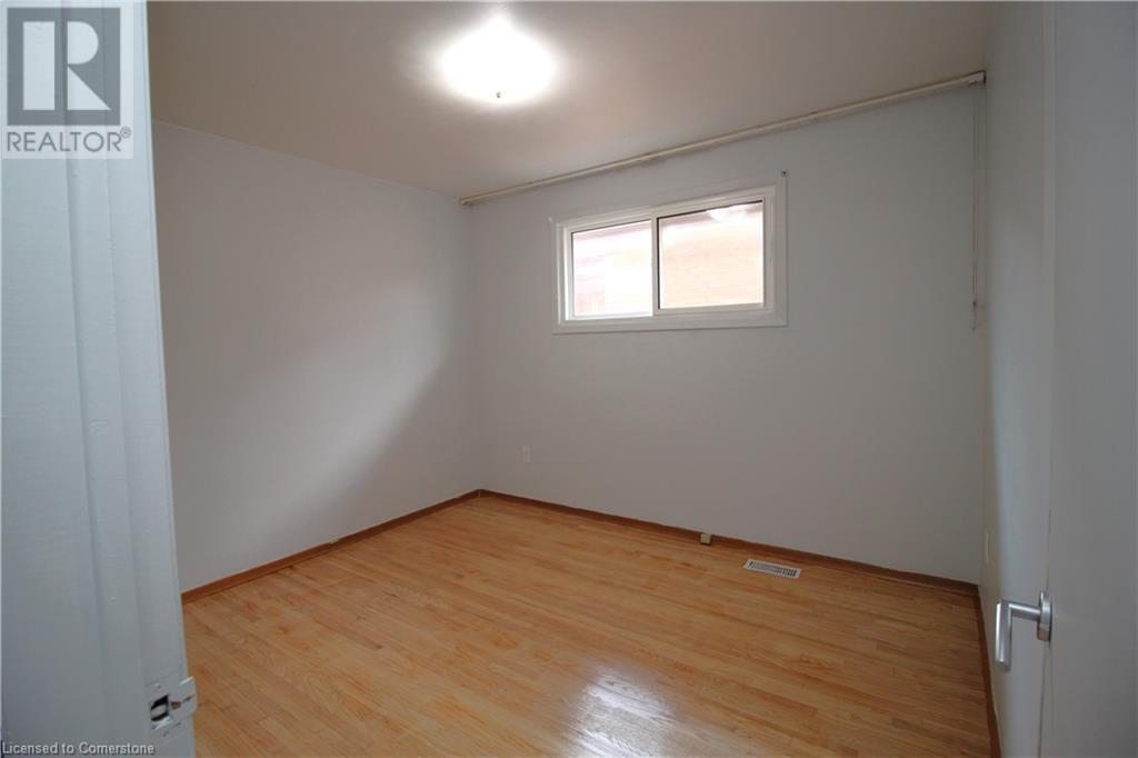 19 Delena Avenue N, Hamilton, Ontario  L8H 6B5 - Photo 15 - XH4206231