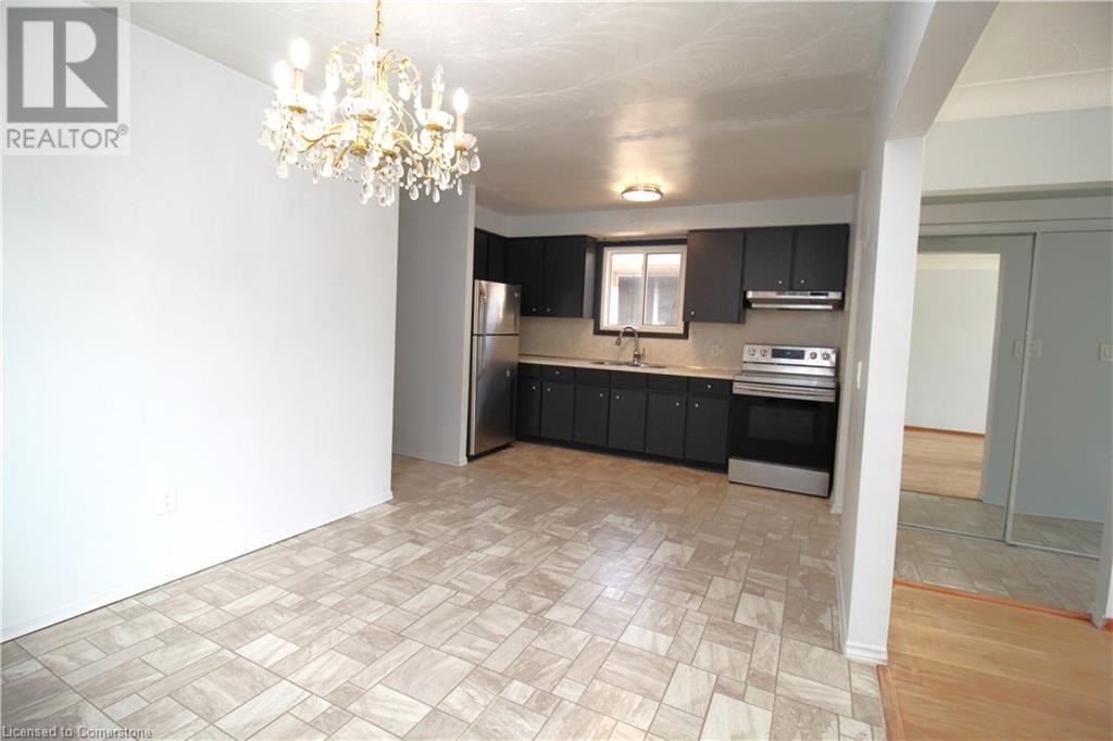 19 Delena Avenue N, Hamilton, Ontario  L8H 6B5 - Photo 8 - XH4206231