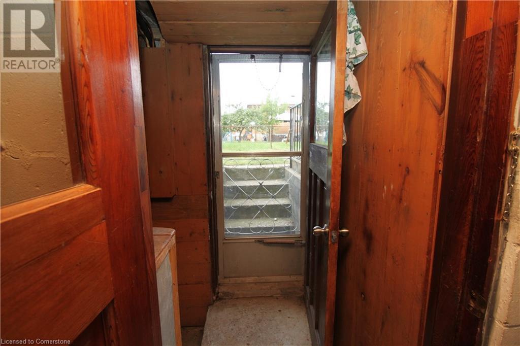 19 Delena Avenue N, Hamilton, Ontario  L8H 6B5 - Photo 32 - XH4206231