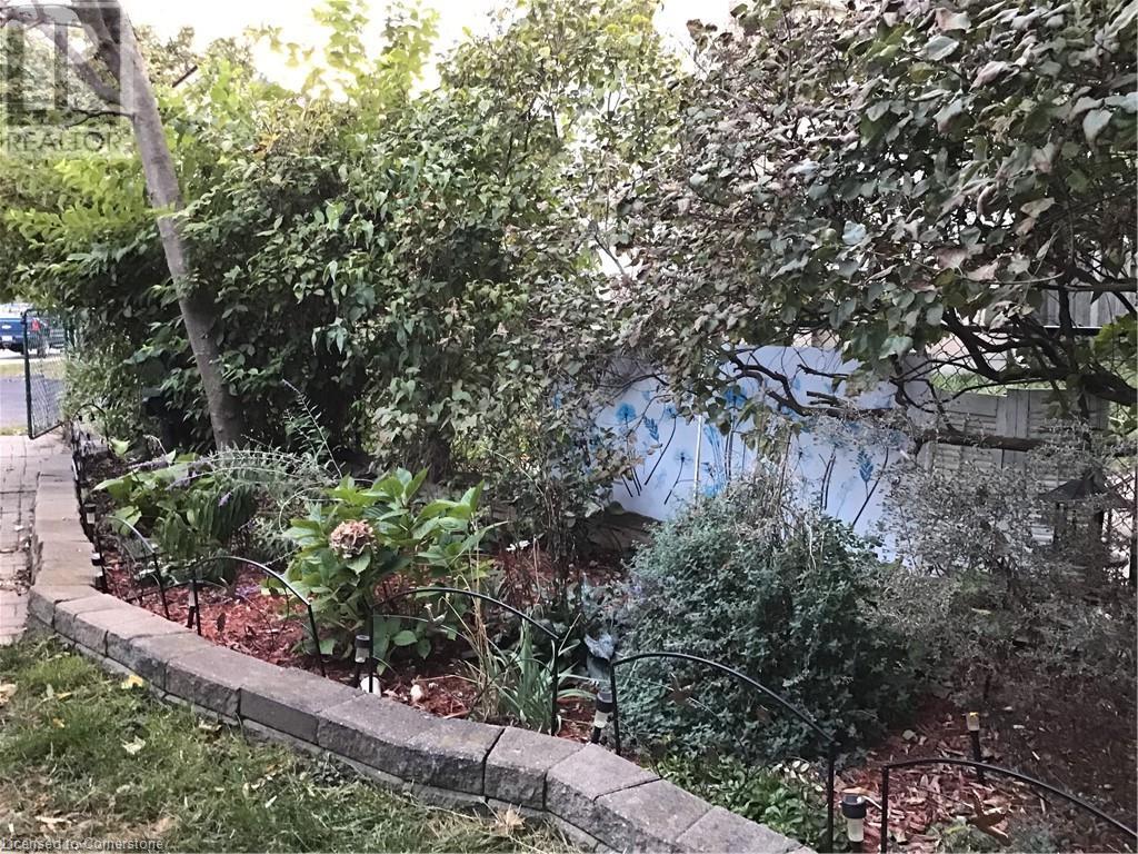 176 Coghill Place Unit# A, Waterloo, Ontario  N2V 1P3 - Photo 36 - 40661117