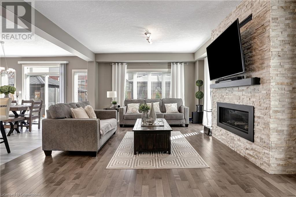 917 Deer Creek Court, Kitchener, Ontario  N2A 0J1 - Photo 7 - 40666746