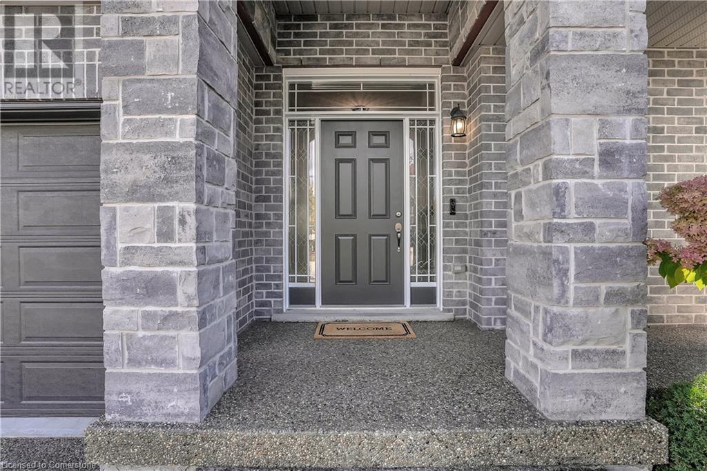 917 Deer Creek Court, Kitchener, Ontario  N2A 0J1 - Photo 3 - 40666746