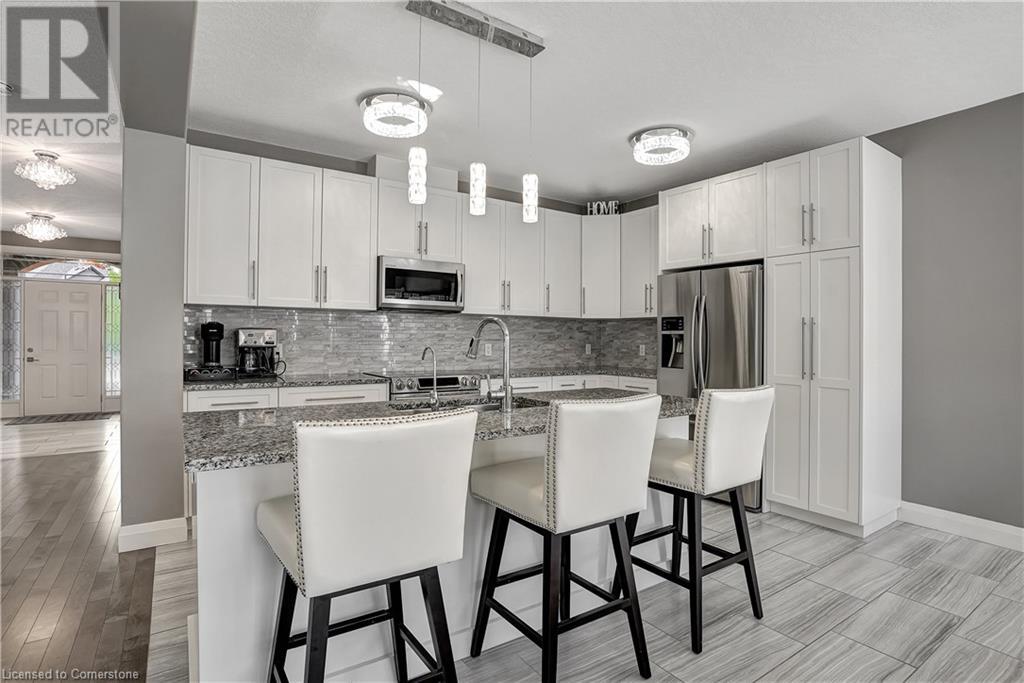 917 Deer Creek Court, Kitchener, Ontario  N2A 0J1 - Photo 10 - 40666746