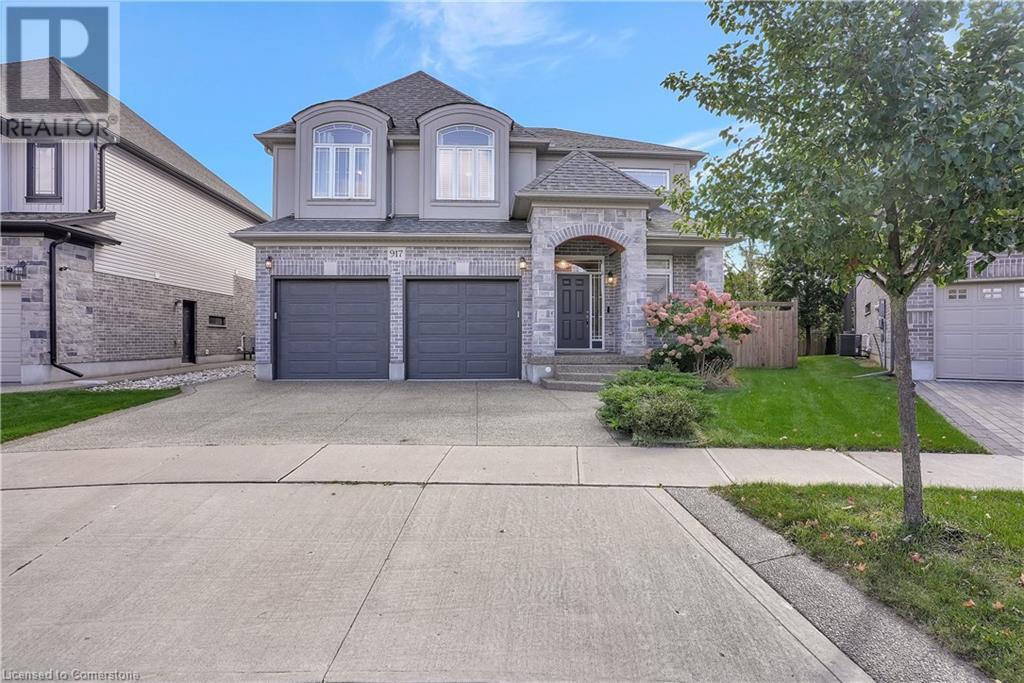 917 Deer Creek Court, Kitchener, Ontario  N2A 0J1 - Photo 2 - 40666746