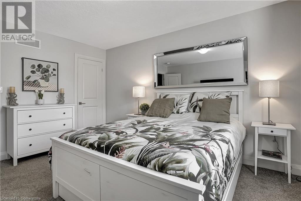 917 Deer Creek Court, Kitchener, Ontario  N2A 0J1 - Photo 31 - 40666746