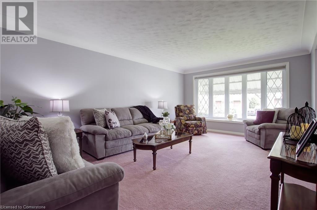 247 Fernwood Crescent, Hamilton, Ontario  L8T 3L7 - Photo 6 - 40668510
