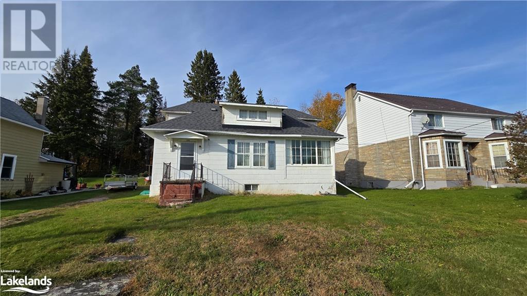 155 Huston St Street, Burk's Falls, Ontario  P0A 1C0 - Photo 2 - 40667913