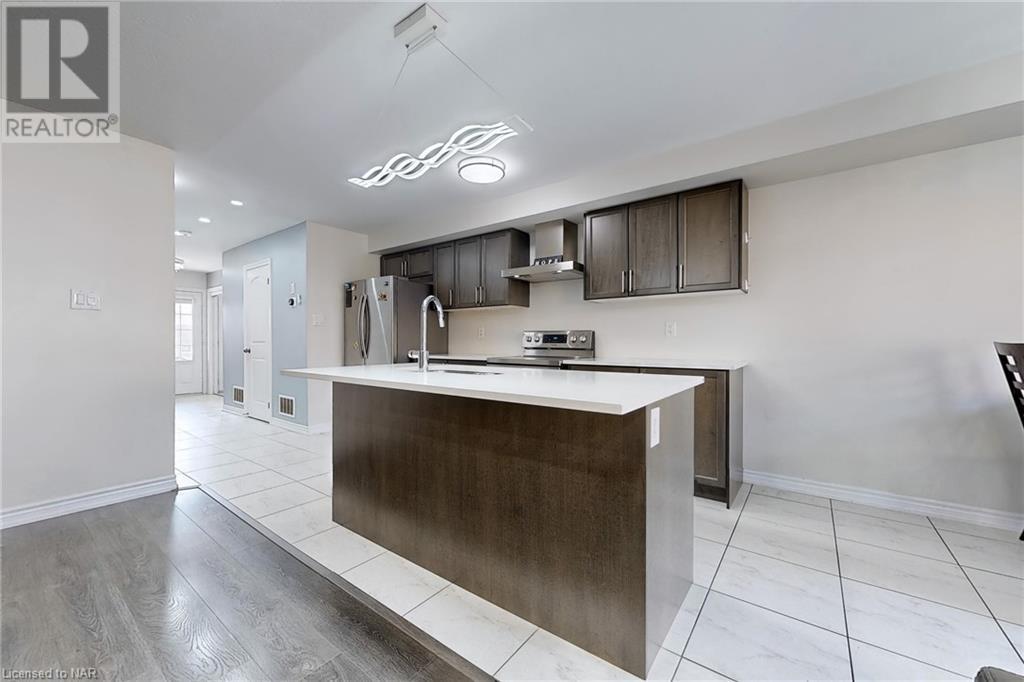 7784 White Pine Crescent Crescent, Niagara Falls, Ontario  L2H 3R5 - Photo 6 - 40668511