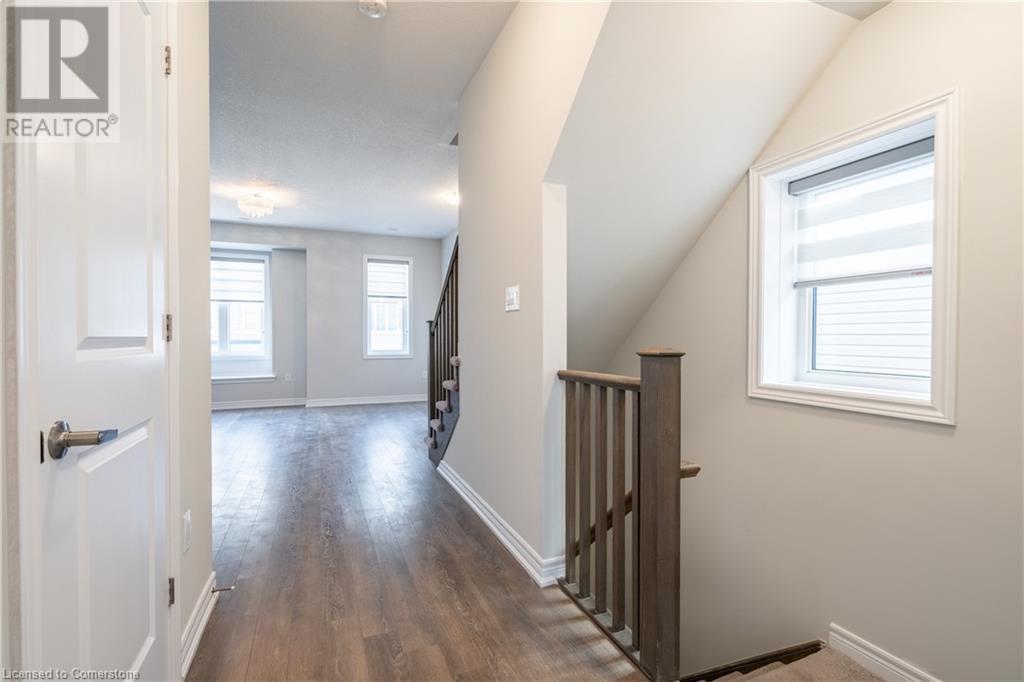 12 Rapids Lane, Hamilton, Ontario  L8K 0A3 - Photo 7 - 40667774