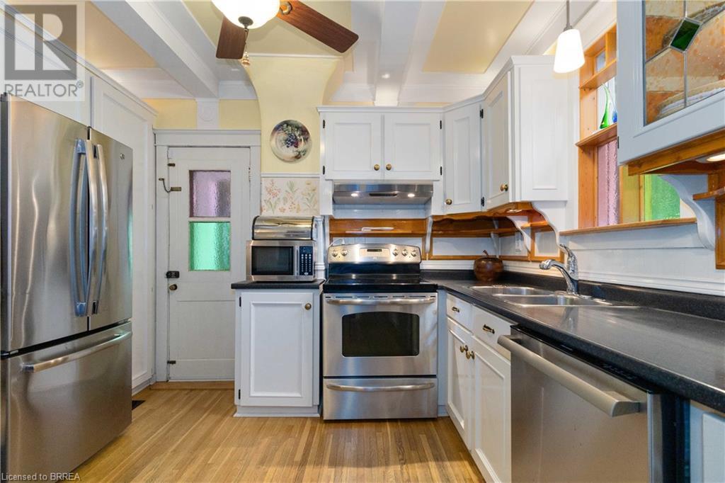 36 Lincoln Avenue, Brantford, Ontario  N3T 4S7 - Photo 11 - 40656184