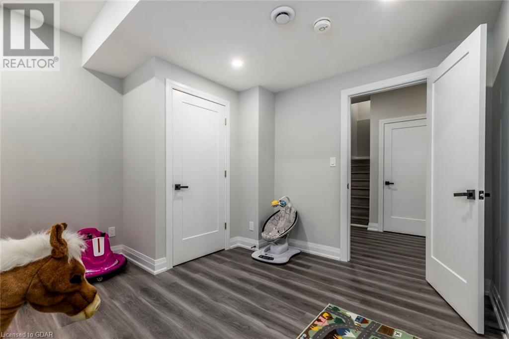 49 Keating Street, Guelph, Ontario  N1E 0S1 - Photo 30 - 40663555