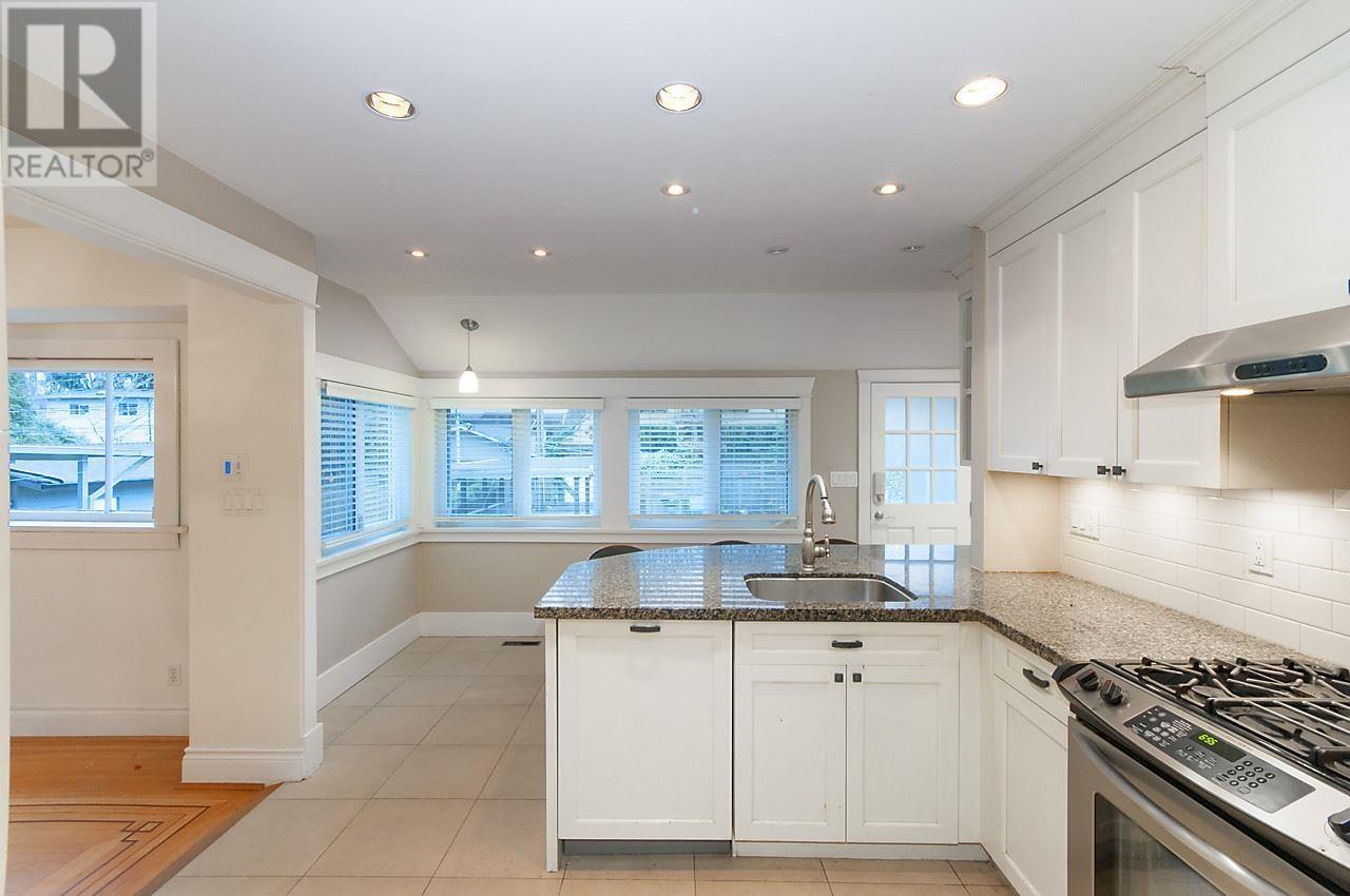 4086 W 13th Avenue, Vancouver, British Columbia  V6R 2T4 - Photo 6 - R2936728