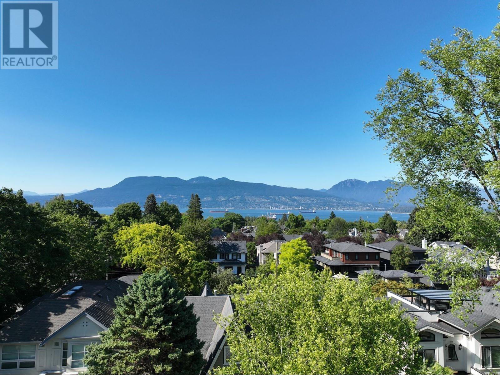 4086 W 13TH AVENUE, vancouver, British Columbia