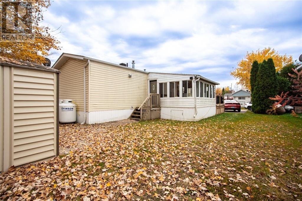 77 Pinehurst Estate, Petawawa, Ontario  K8H 2H2 - Photo 23 - 1417616