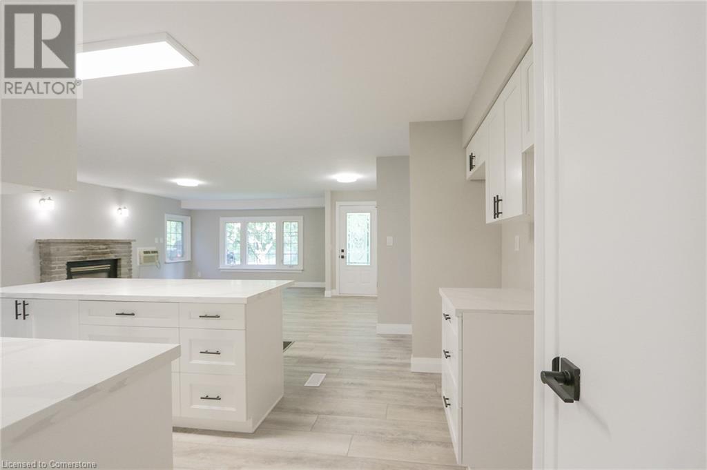 24 Parkside Avenue, South Bruce Peninsula, Ontario  N0H 2T0 - Photo 17 - 40668721