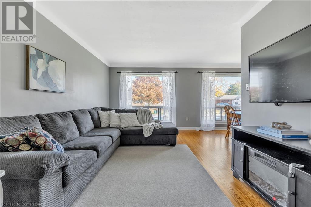 6861 Hagar Avenue, Niagara Falls, Ontario  L2G 5M6 - Photo 6 - 40668607