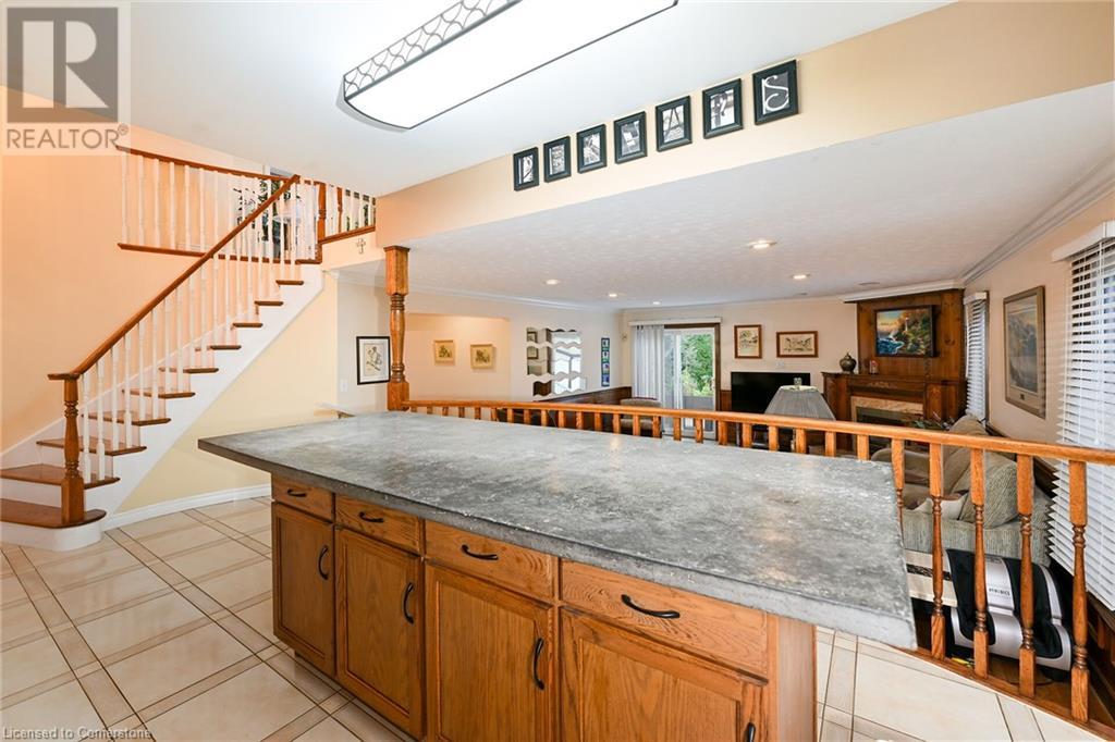 7 Osgoode Court, Hamilton, Ontario  L8W 3C5 - Photo 10 - 40668738