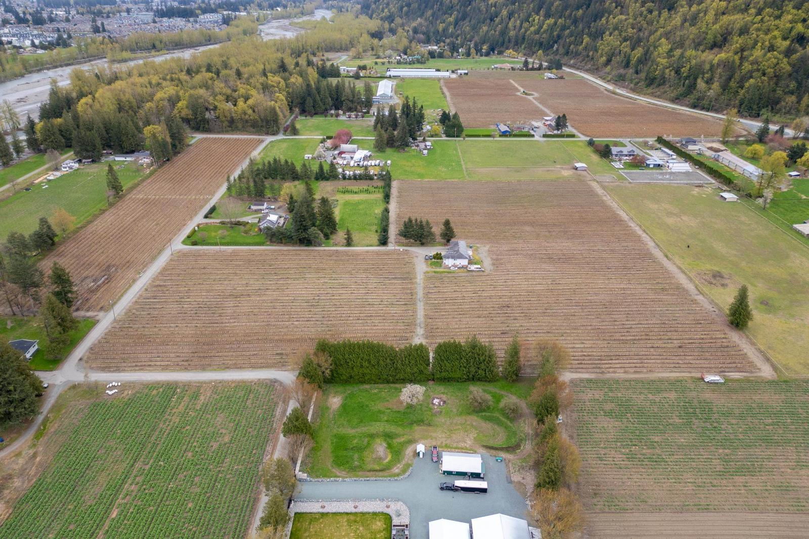 43830 Duncan Road, Yarrow, Chilliwack, British Columbia  V2R 4R2 - Photo 10 - R2938245