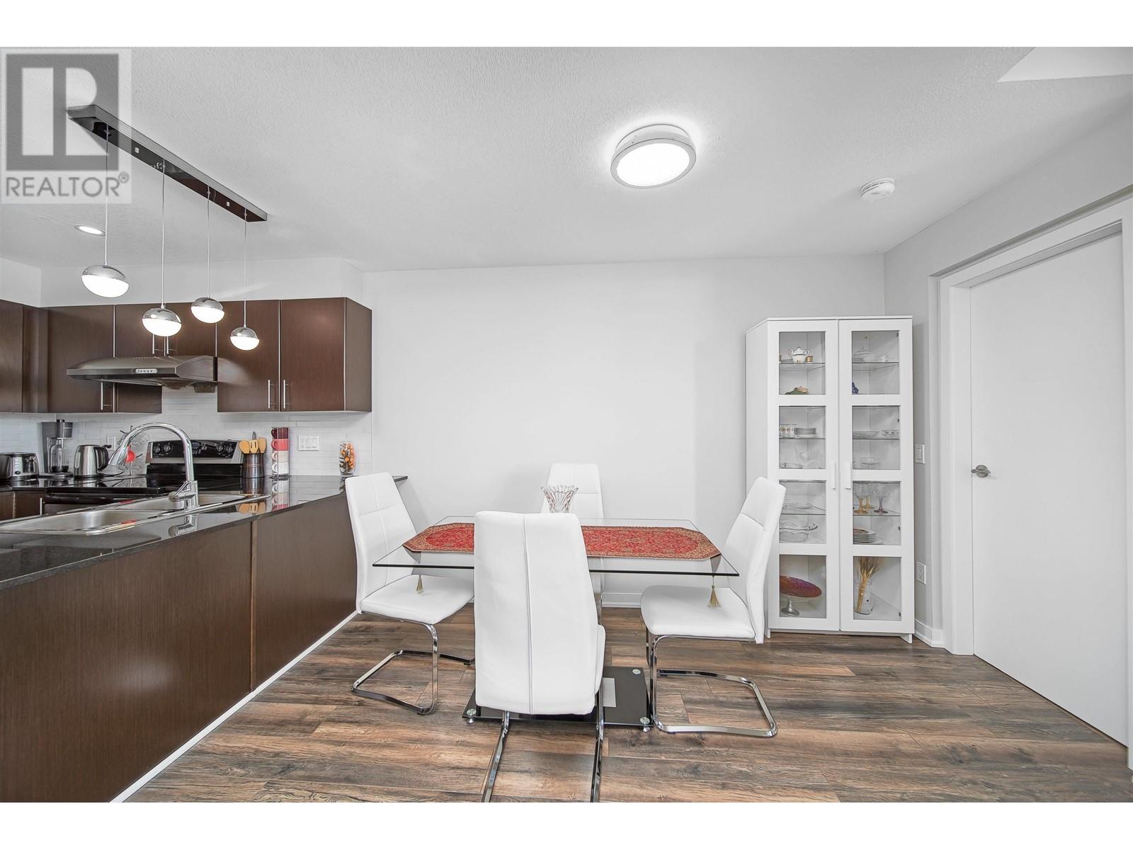 402 1633 Mackay Avenue, North Vancouver, British Columbia  V7P 0A2 - Photo 5 - R2938526