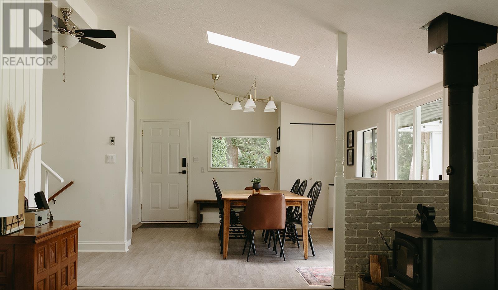 5167 Wesjac Road, Pender Harbour, British Columbia  V0N 2H1 - Photo 11 - R2938553