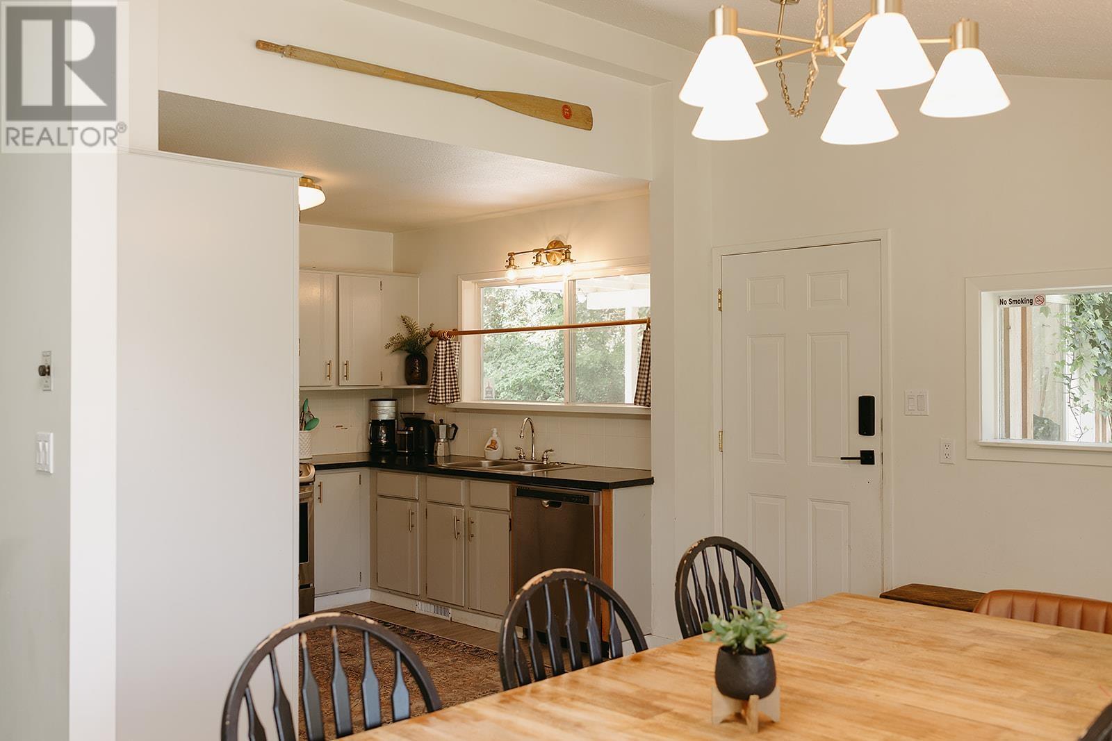 5167 Wesjac Road, Pender Harbour, British Columbia  V0N 2H1 - Photo 5 - R2938553