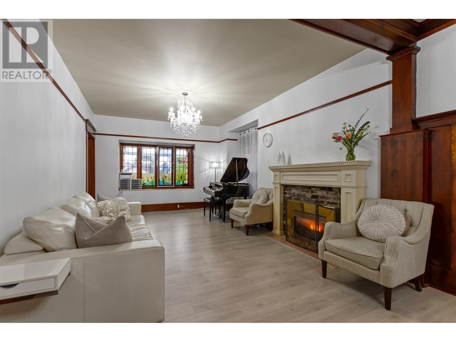 4190 W 11th Avenue, Vancouver, British Columbia  V6R 2L6 - Photo 6 - R2938355