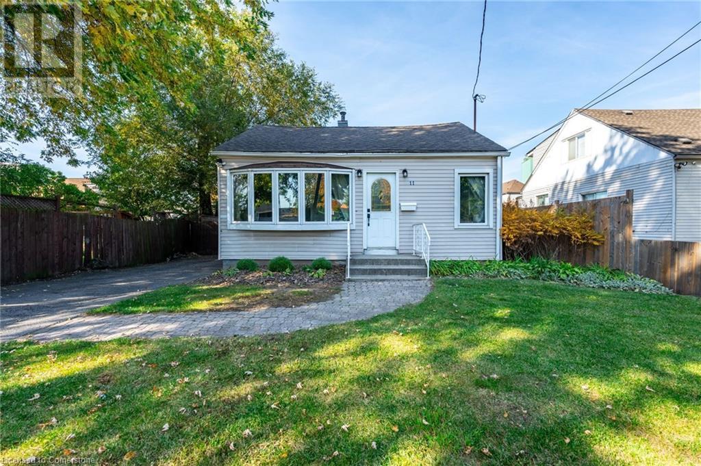 11 Holly Avenue, Hamilton, Ontario  L8H 3M6 - Photo 3 - 40668332