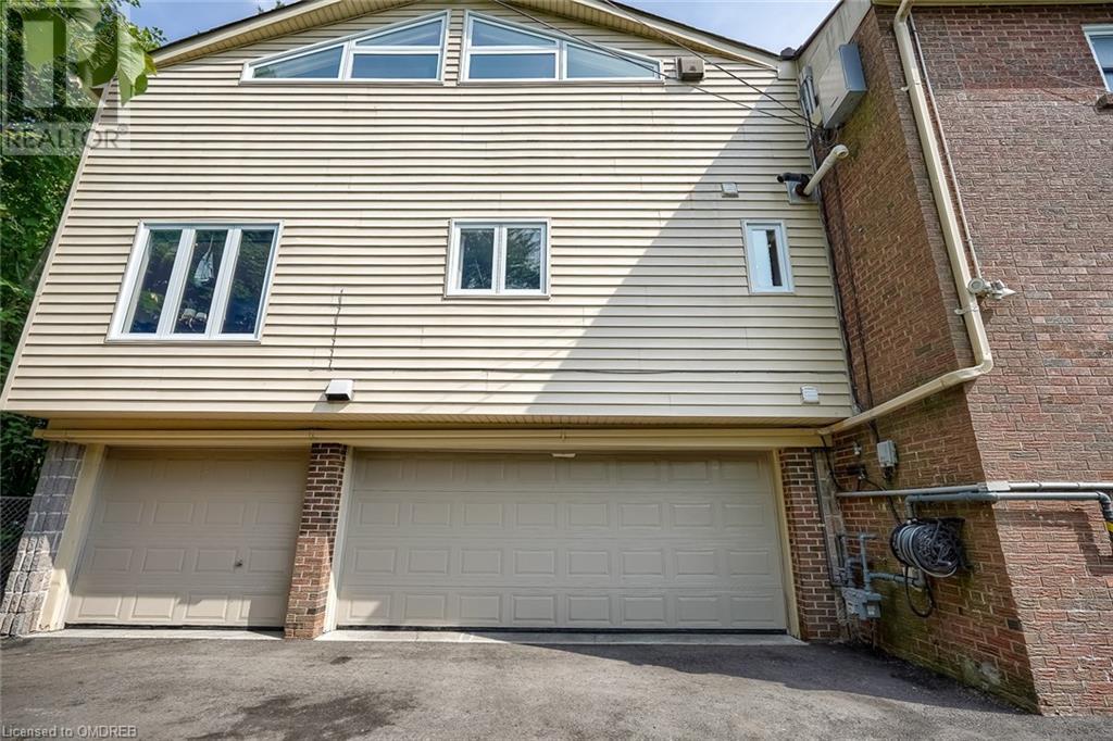 75 Maple Avenue South Avenue S Unit# 4, Mississauga, Ontario  L5H 2R7 - Photo 30 - 40668728