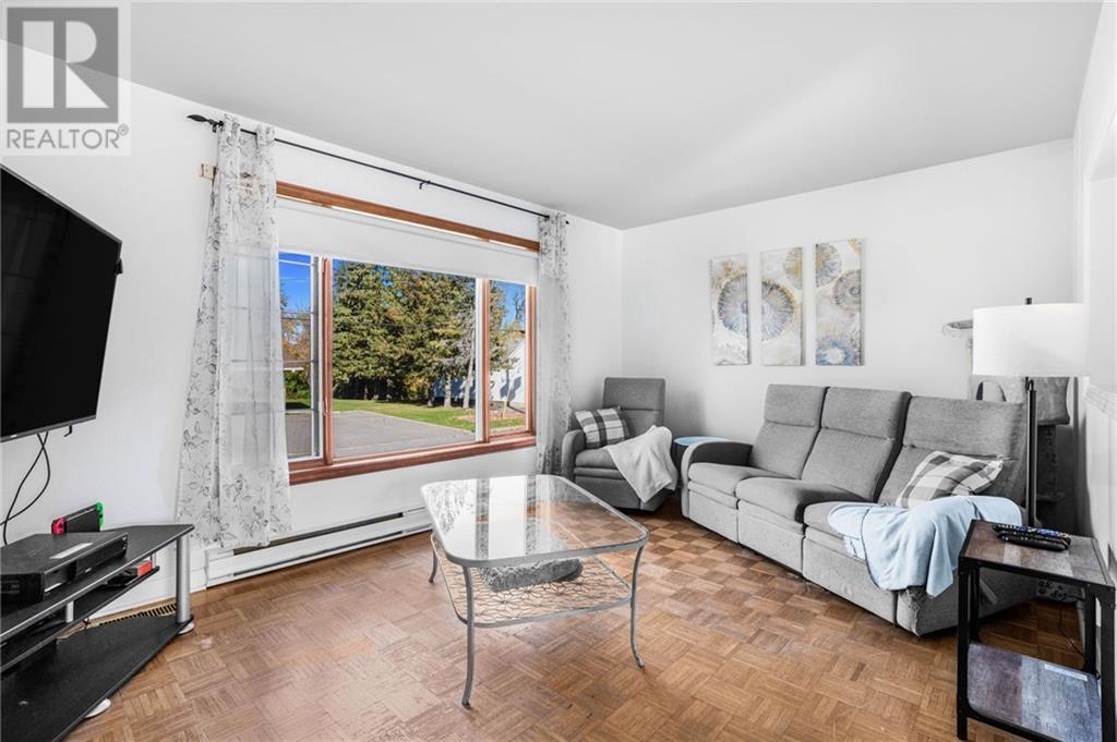 945 Queen Street, L'orignal, Ontario  K0B 1K0 - Photo 6 - 1417103