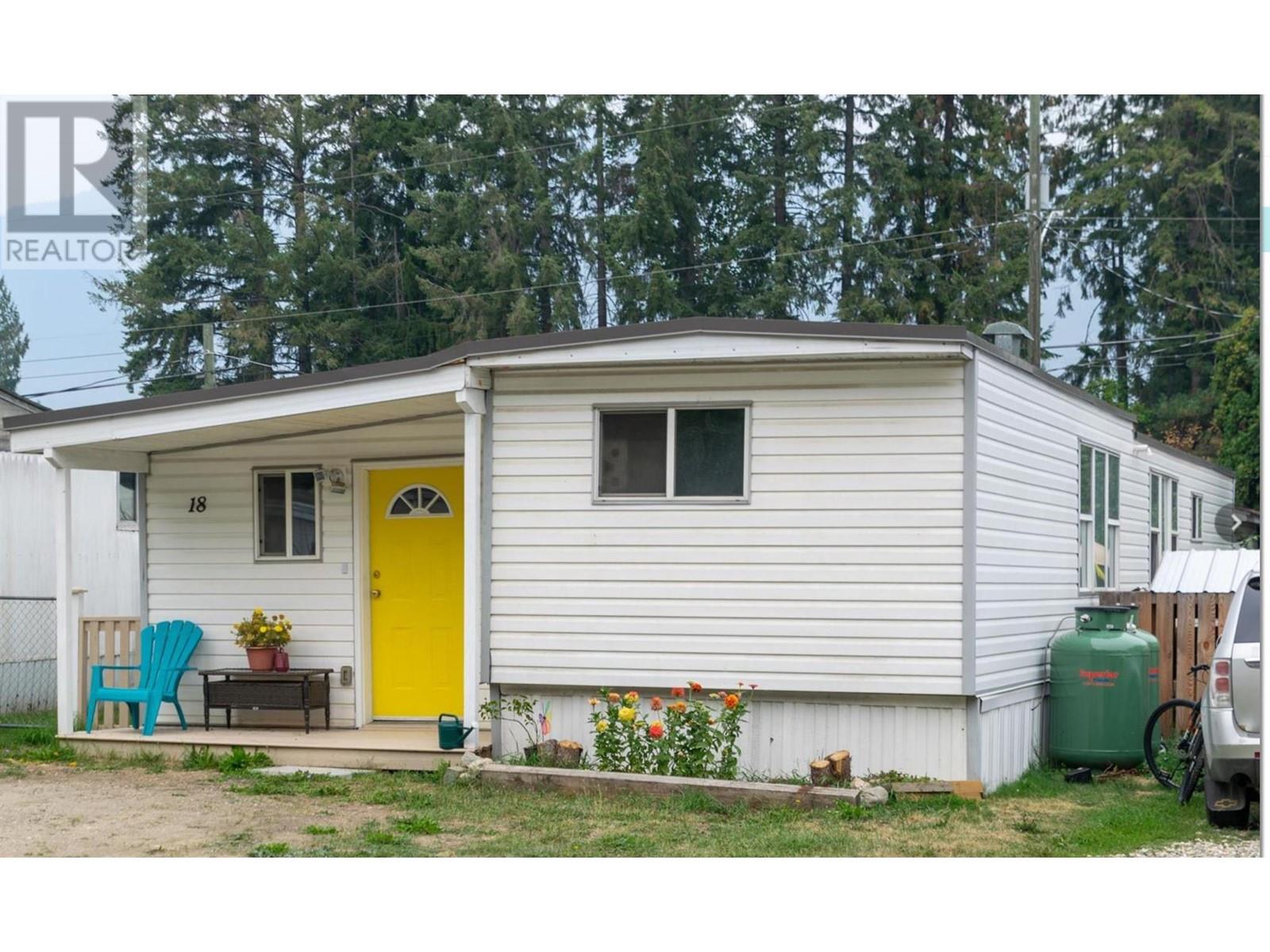 501 Kappel Street Unit# 18, sicamous, British Columbia V0E2V1
