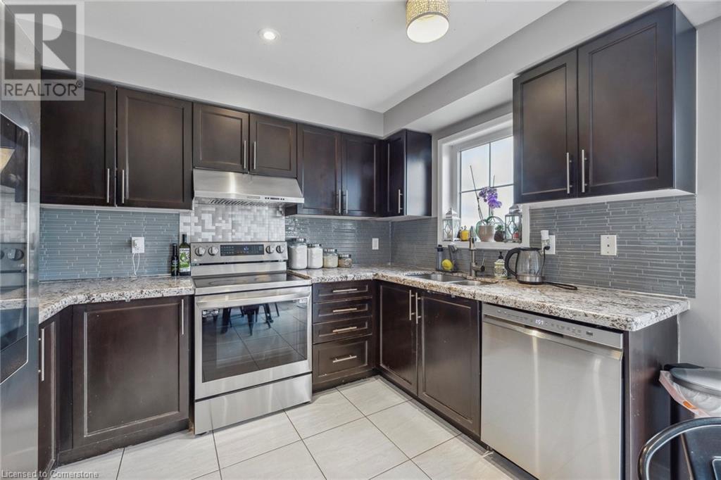 23 Reevesmere Lane, Ajax, Ontario  L1Z 0L3 - Photo 12 - 40668809
